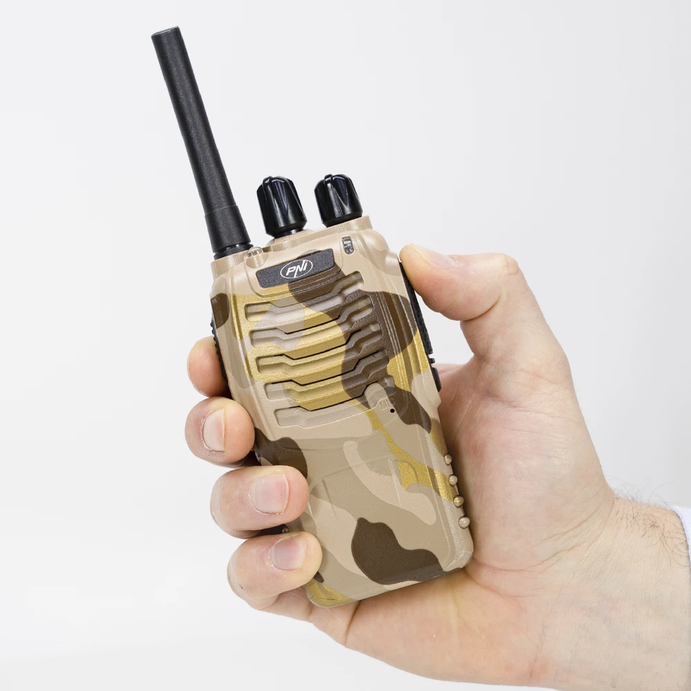 PNI PMR R40 Camo 0.5W nešiojamų radijo stotelių komplektas, 16 kanalų, ASQ, TOT, monitorius, programuojamas, 1200mAh Li-Ion baterijos, įkrovikliai ir ausinės komplekte, 4 vnt. rinkinys
