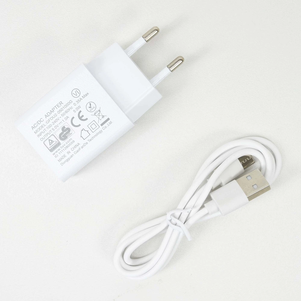 PNI SafeHouse HS401 PIR judesio jutiklis su „Wi-Fi“, suderinamas su „Tuya“ programa, 80dB garsinis signalas, integruotas garsiakalbis, 5V USB C maitinimo šaltinis