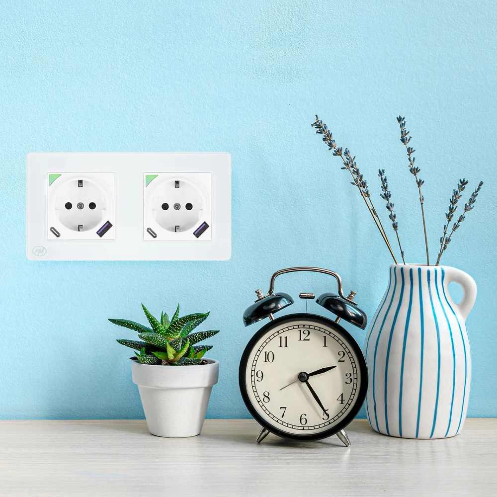 PNI SmartHome WP202 WiFi dvigubas išmanusis lizdas su įleidžiamu montavimo rėmeliu, valdymas internetu