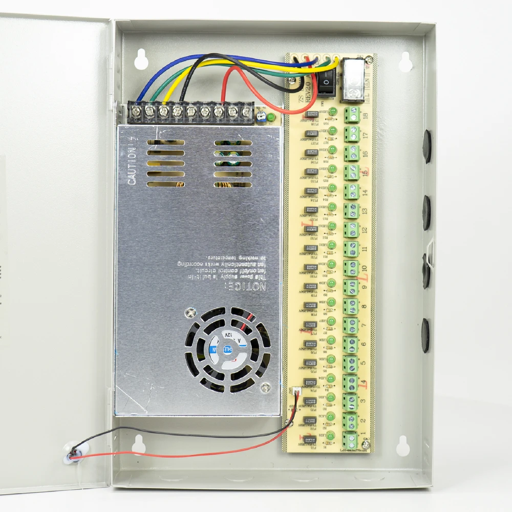 PNI STC30.2A vaizdo stebėjimo maitinimo šaltinis metalinėje dėžutėje 12V 30A 360W, 18 išėjimų