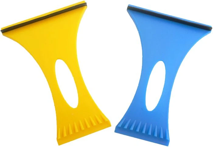 Pozostali Producenci SKROBACZKA Z GUMKĄ BANAN 16CM