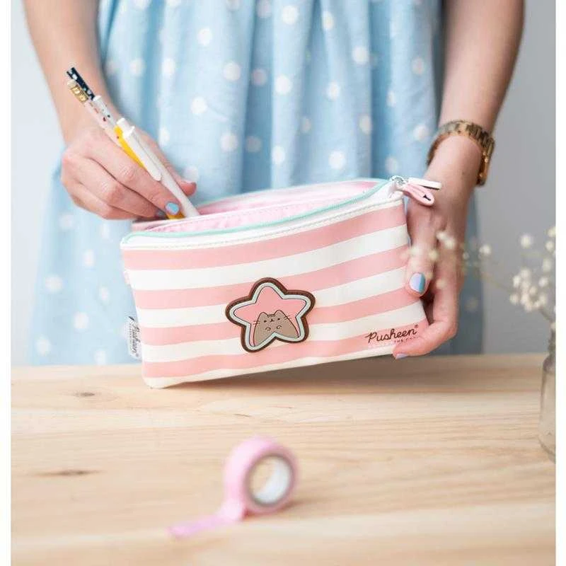 Pusheen - Pieštukas / makiažo dėklas iš Rose kolekcijos