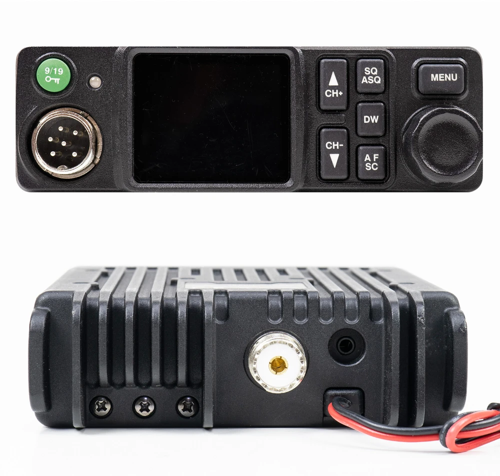 Radijo stoties komplektas CB PNI Escort HP 8900 ASQ, 12-24V + CB PNI Extra 40 antena su magnetiniu pagrindu