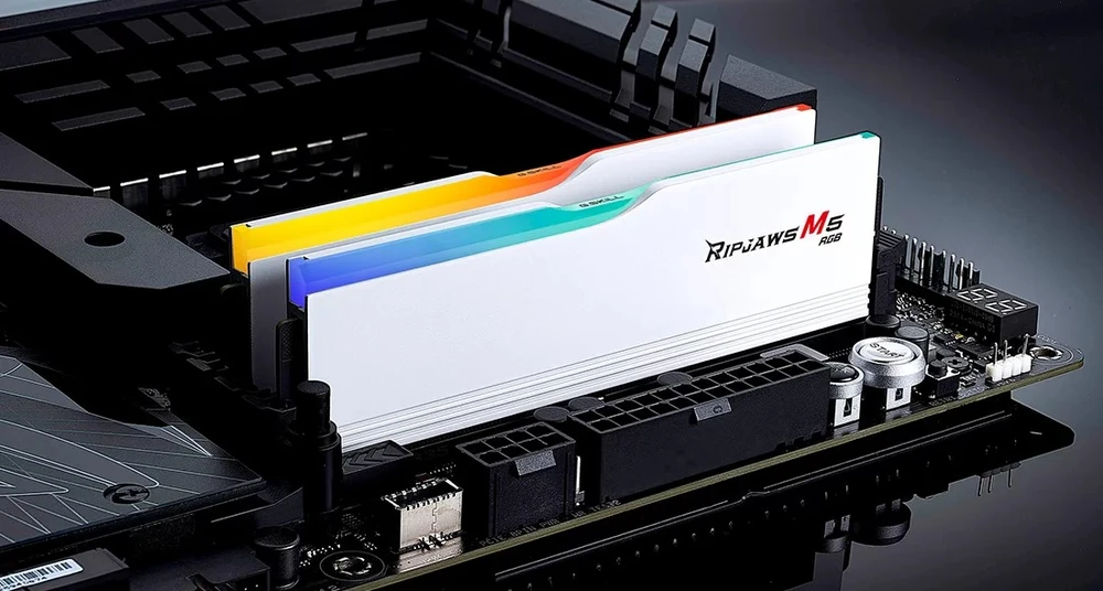 RAM G.Skill Ripjaws M5 RGB F5-6000J3238G32GX2-RM5RW atminties modulis 64 GB 2 x 32 GB DDR5
