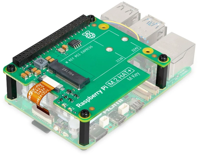 Raspberry Pi M.2 HAT+ – perdanga, skirta NVMe diskams ir M.2 priedams, skirta Raspberry Pi 5