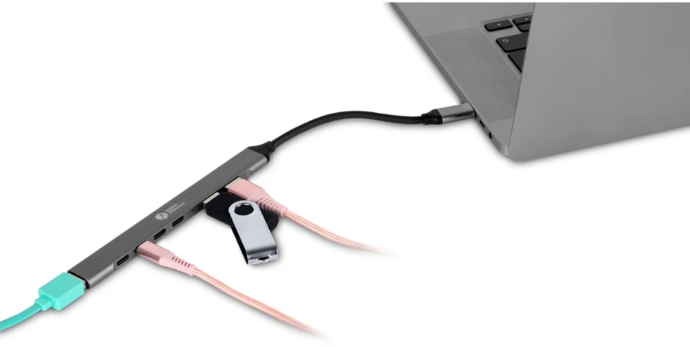 Pelė Bakker Elkhuizen BakkerElkhuizen USB-C Hub 7-in-1 (3 x USB-A + 4 x USB-C)