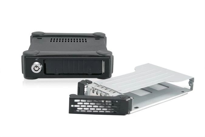 Carruzzo Icy Dock ToughArmor MB991U3-1SB HDD / SSD aptvaras Juoda 2.5″