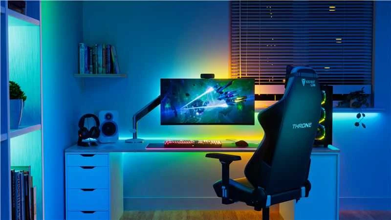 „Nanoleaf Essentials Matter“ išmanioji adresuojama daugiaspalvė HD šviesos juostelė, 5 m, 300 LED | 16 M+