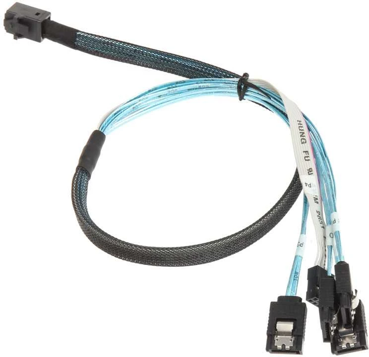 „SilverStone SST-CPS05 Mini-SAS“ į SATA 7 kontaktų kabelis – 50 cm