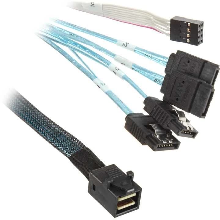 „SilverStone SST-CPS05 Mini-SAS“ į SATA 7 kontaktų kabelis – 50 cm