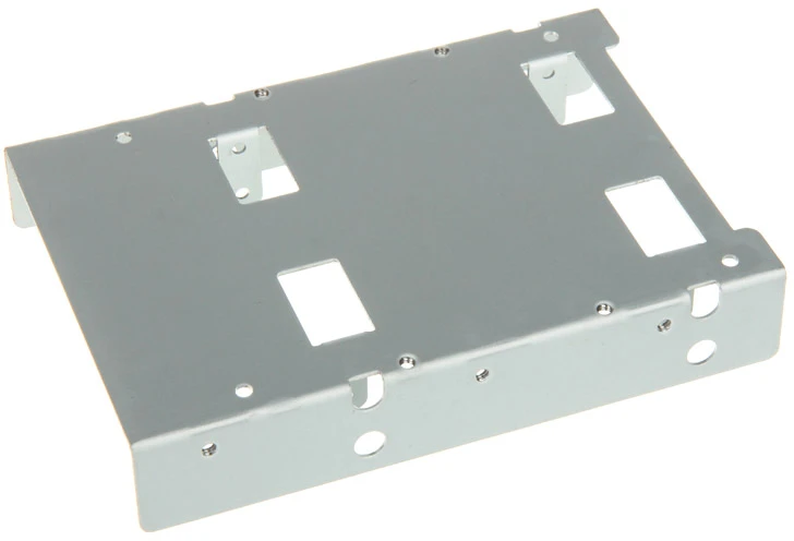 „SilverStone SST-SDP08-Lite“ keitiklis iš 3,5 į 2 x 2,5 colio lizdus