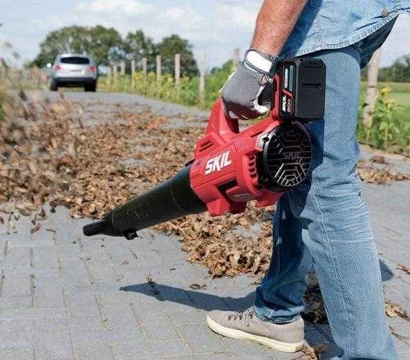 Skil_Red Akumuliatorinis lapų pūstuvas Skil GB1E0331CA