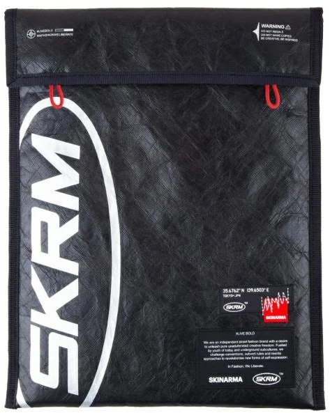 Skinarma Bag Comet laptop sleeve 14″ juodos spalvos