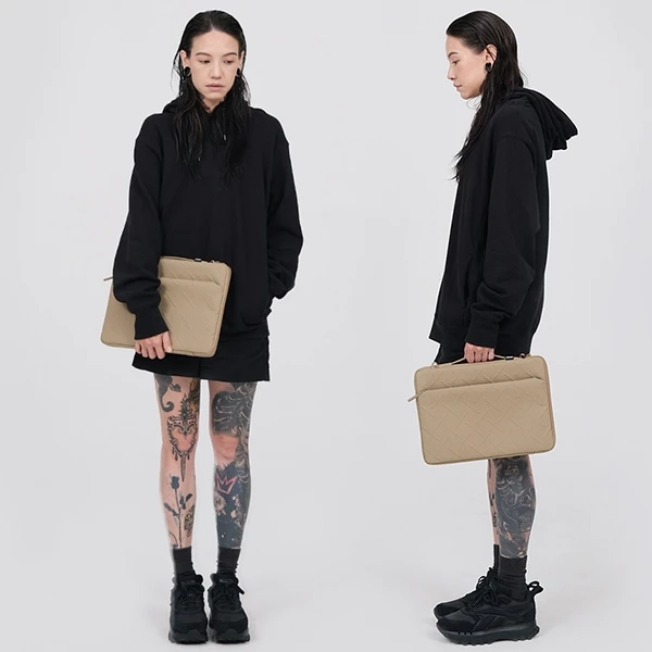 Skinarma Bag Juno laptop sleeve 14″ khaki