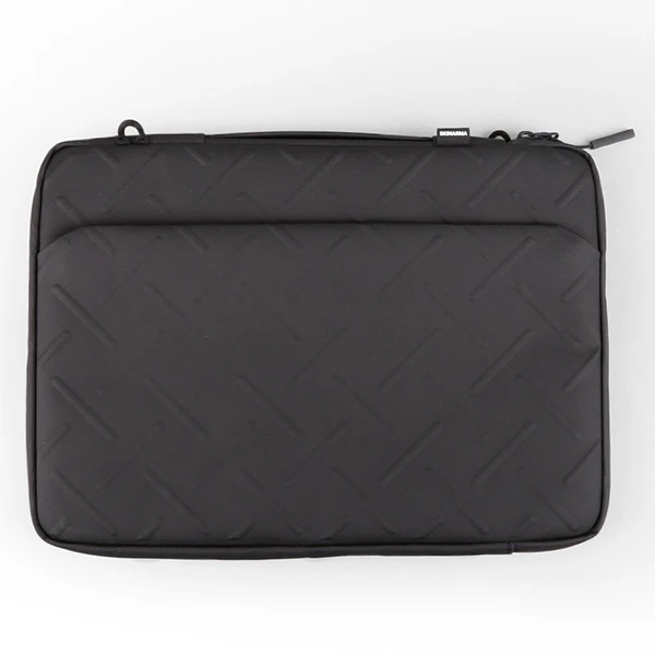 Skinarma Bag Juno laptop sleeve 14″ juodos spalvos