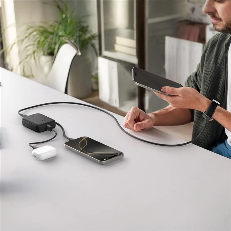 Spigen Essential 10,000 mAh 30W Power Bank (Built in Cable), juodas EA3010BT