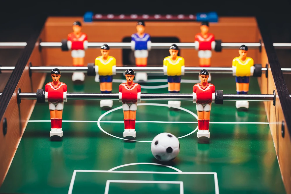 Stalo futbolas 69×35 cm medinis stalo futbolo žaidimas, ECOTOYS