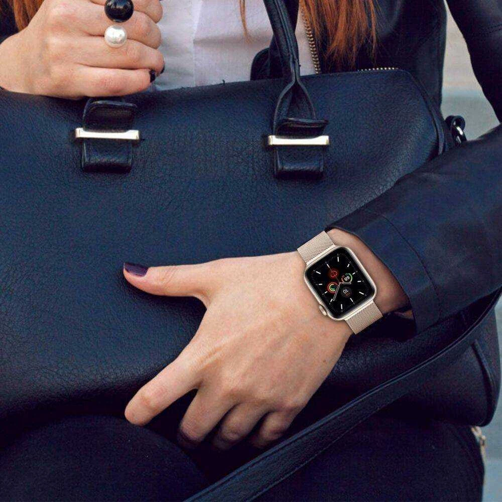 Apyrankė Apple Watch 1/2/3/4/5 (38/40mm) Tech-Protect Milaneseband aukso spalvos