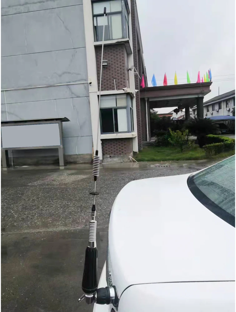 Sulankstoma CB PNI LED 850 antena, 85 cm, 26-28 MHz, 300 W, šviečia siuntimo metu, PL sriegio tipas, be priedų