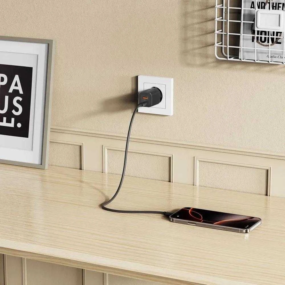 „Tech-Protect NCM33W“ 2 prievadų PD33W/QC3.0 sieninis įkroviklis - juodas