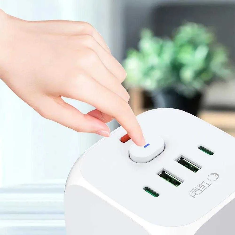 Tech-Protect PCL3x4 maitinimo juosta, 2x USB-A, 2x USB-C, 3x kintamosios srovės tipas Schuko - Baltas