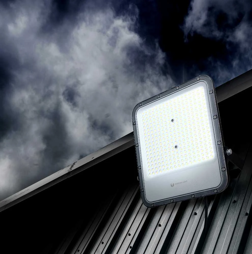 „Telforceone“ LED prožektorius PROXIM+ 30W 6500K 4500lm 230V IP65 „Forever Light“ 150lm/W 5 metų garantija
