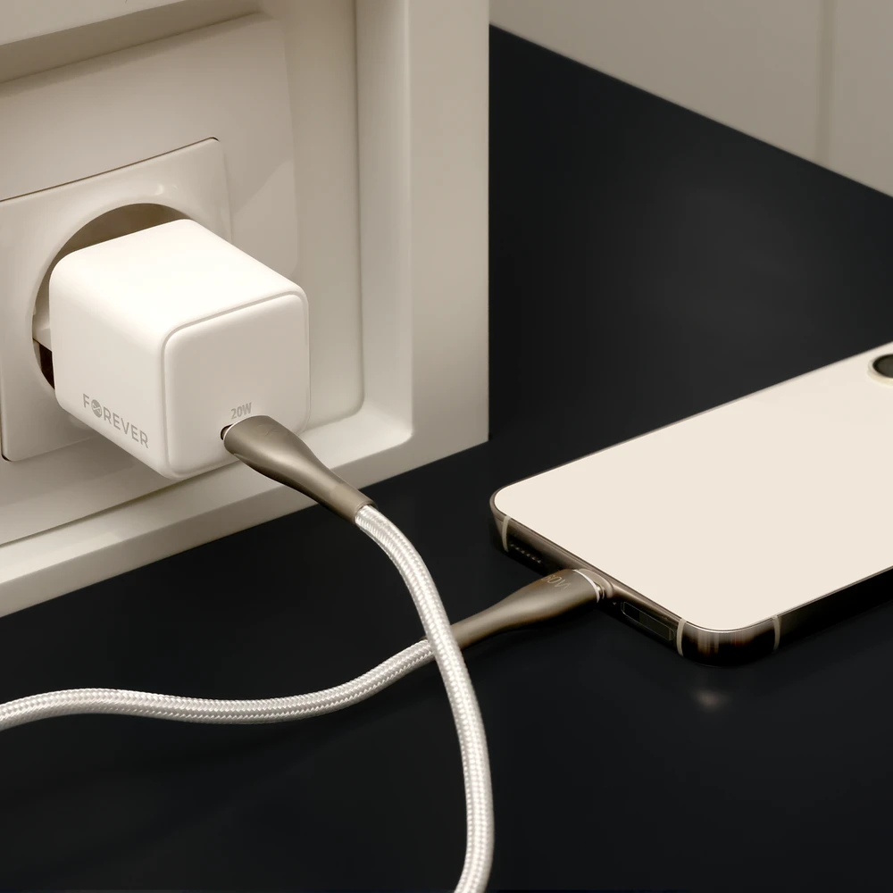 Forever TC-08-20C GaN PD įkroviklis 1x USB-C 20W baltas