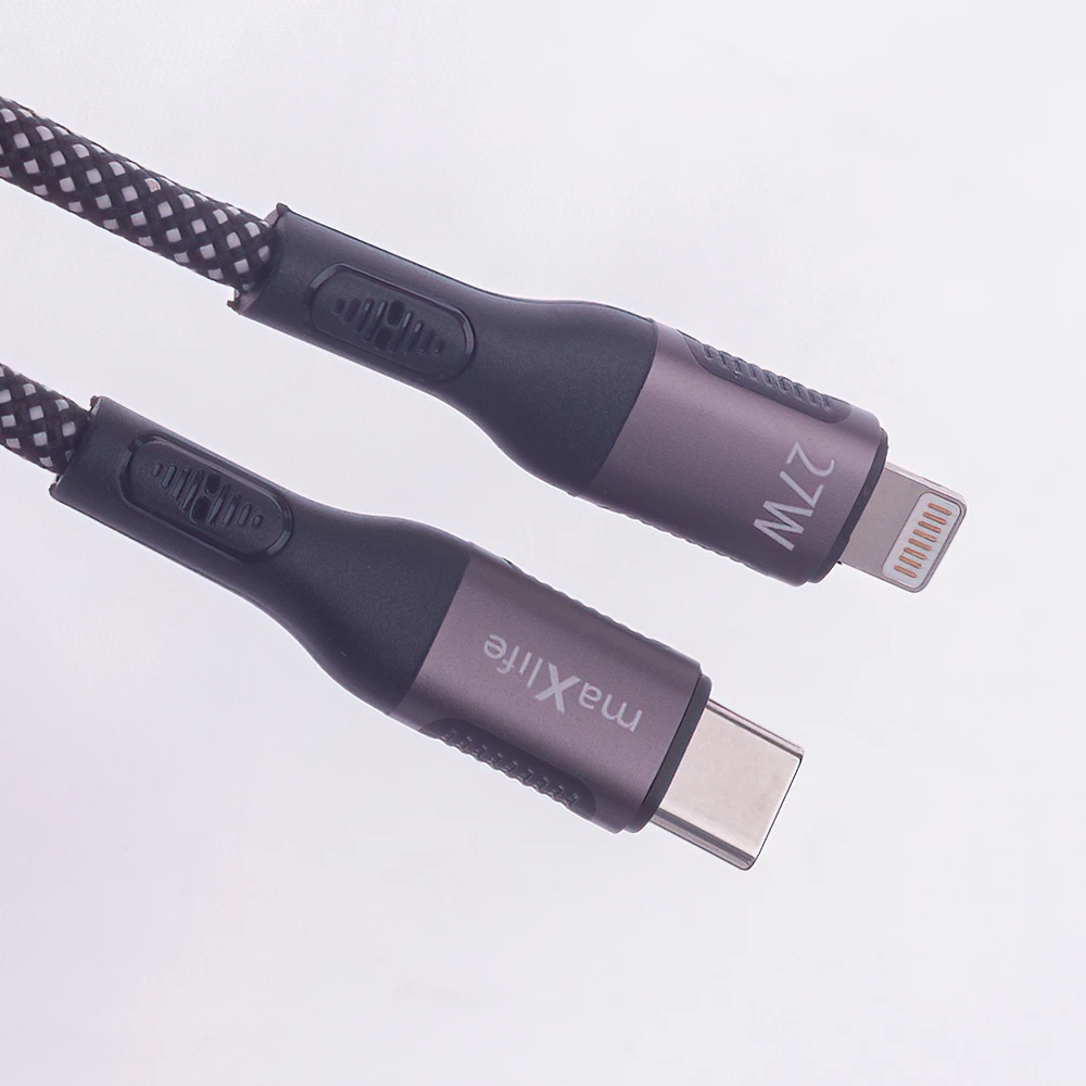 Maxlife MXUC-11 magnetinis laidas USB-C – Lightning 1,0 m 27W juodas nailoninis