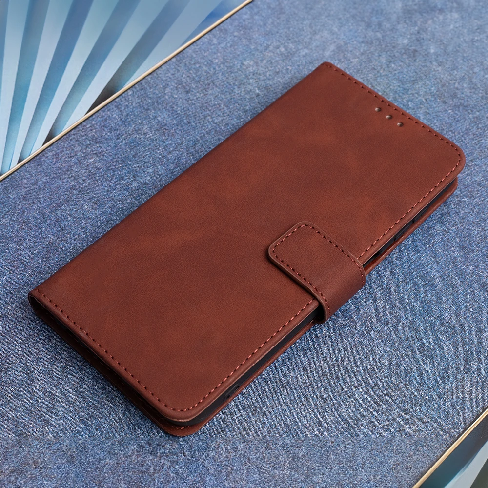 TFO Išmanusis Velvet dėklas, skirtas Xiaomi Redmi 15C 4G EU / 15C 5G EU (173.16 x 81.06 x 8.2 mm) rudas