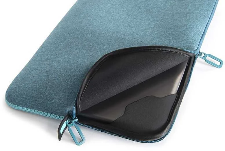 „Tucano Melange Second Skin“ dėklas, skirtas „MacBook Pro 15“ / „Ultrabook 13“ / „Notebook 14“ šviesiai mėlynai