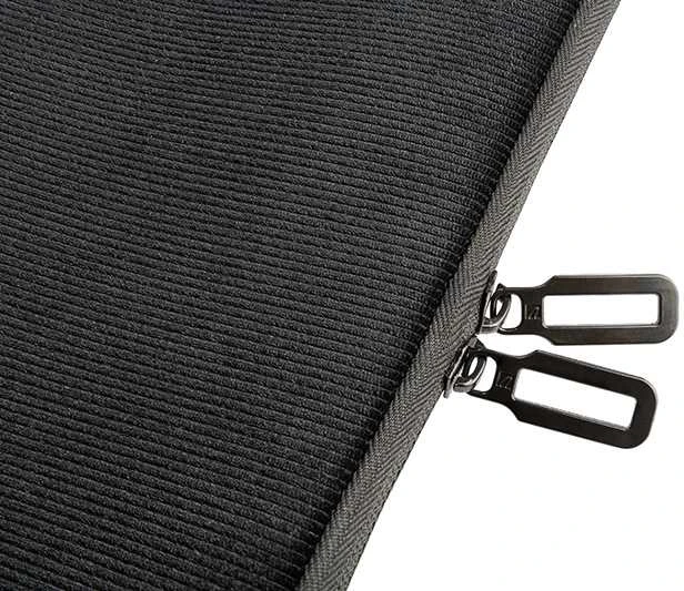 Tucano Velluto – Sleeve for MacBook Pro 14 Juodas