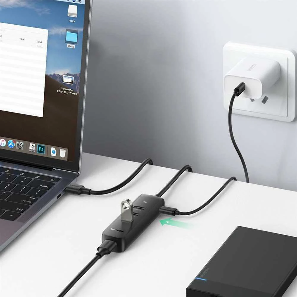 UGREEN CM416 4 az 1-ben USB-4x USB adapteris 0.25m (fekete)