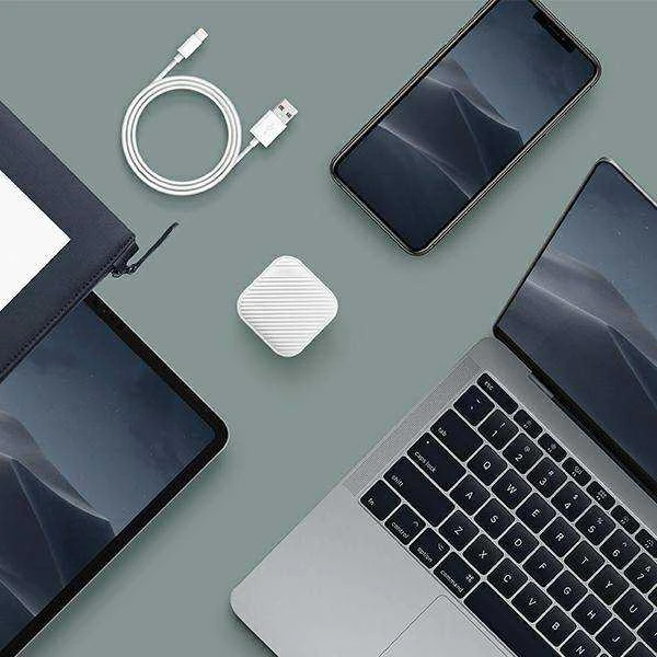 UNIQ Verge Pro Charger 66W Gan USB-C cloud baltos spalvos