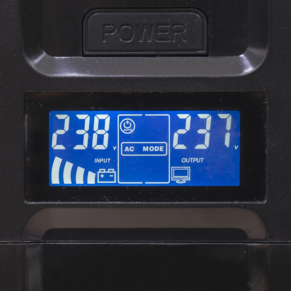 UPS SilverCloud SafePC 650AVR galia 360W LCD ekranas kompiuterio stebėjimo programinė įranga
