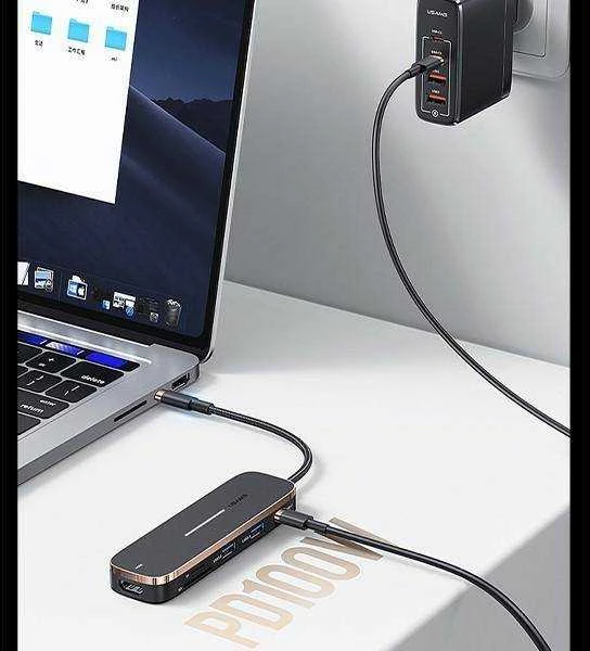 USAMS adapter HUB 3xUSB + USB-C + HDMI juodas SJ578HUB01 (US-SJ578)