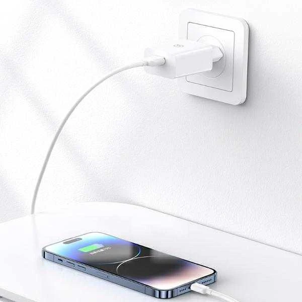 USAMS 18W Laidinis įkroviklis + Lightning/USB-A Fast Charging Cable baltos spalvos Series SC SCXLTZ03