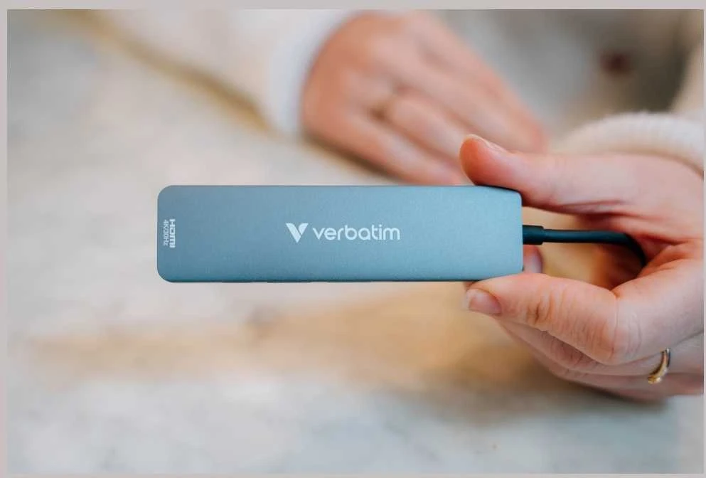 USB Hub Verbatim HDMI/USB-C 3.2/USB-C/2xUSB-A 3.2/SD/Micro SD aliuminio korpusas 32158