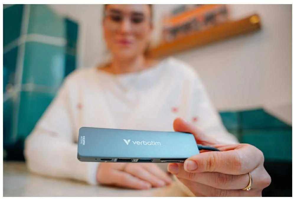 USB Hub Verbatim USB-C/HDMI/USB-A 3.2/USB-A 2.0/SD/Micro SD aliuminio korpusas 32156