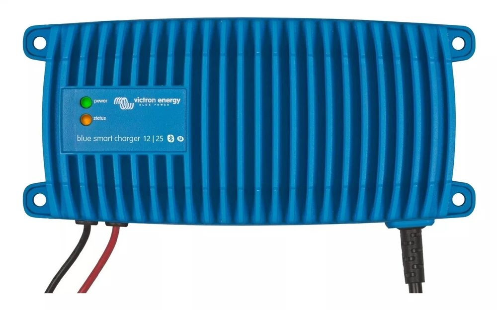 VIG Victron Energy Mėlyna Power IP67 įkroviklis 12V/25A