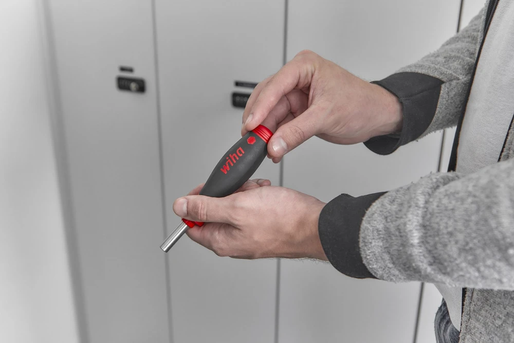 Atsuktuvas su antgaliais (8 vnt.) WIHA PocketMax® magnetinis