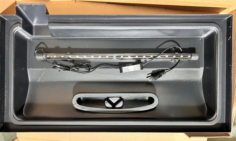 Wiwal akvariumo dangtis 60×30 LED D&N