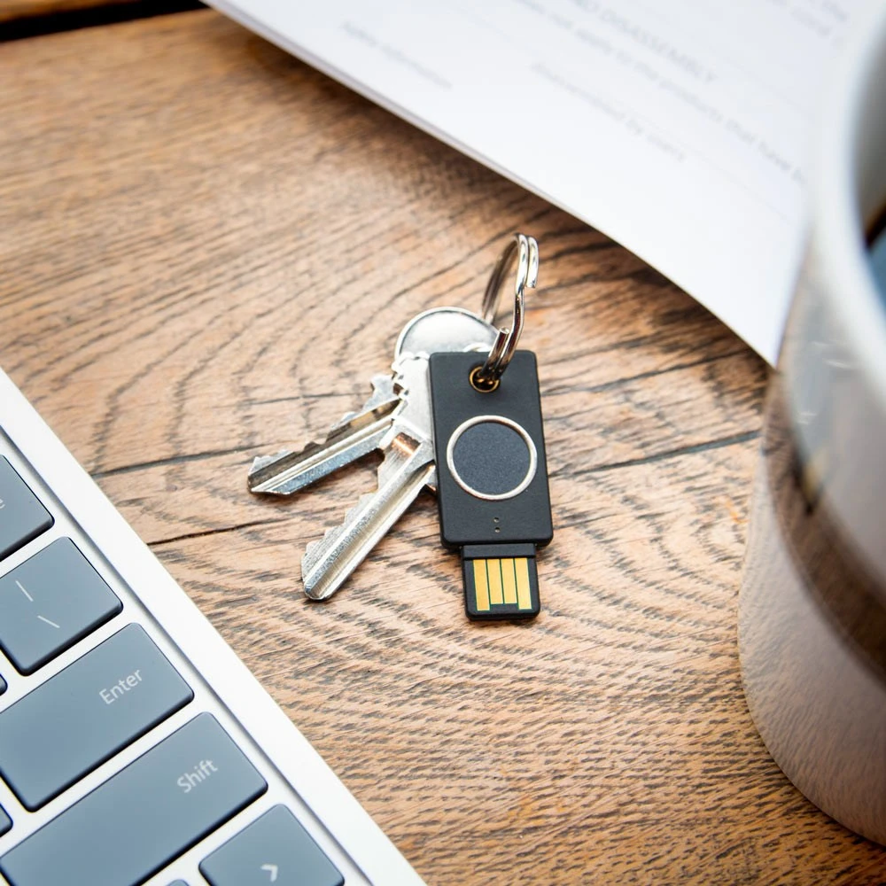 Yubico YubiKey Bio (FIDO leidimas)