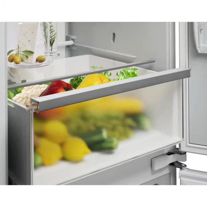 Šaldytuvas Electrolux ENA7CE18S3