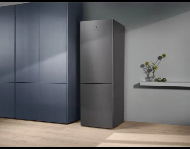 Šaldytuvas Electrolux LNT5ME32U1