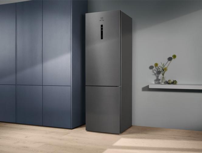 Šaldytuvas Electrolux LNT7ME36X3