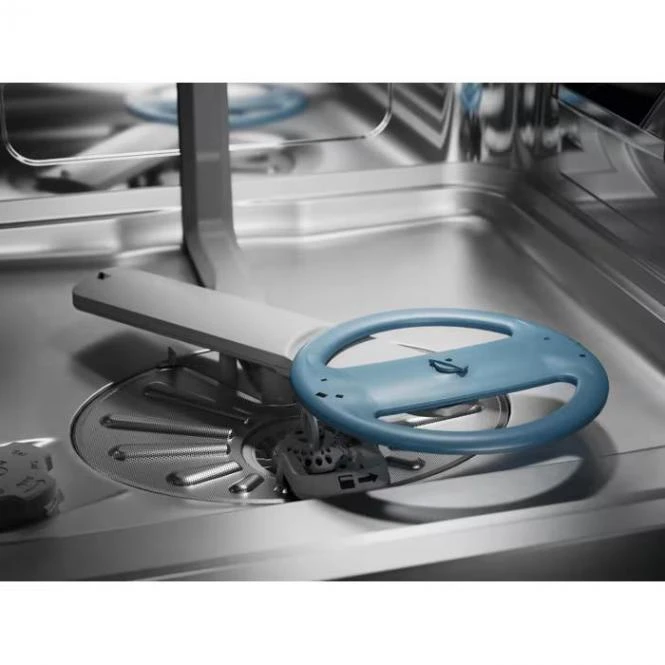60 cm pločio laisvai pastatoma baltos spalvos indaplovė Electrolux E62SD200SW