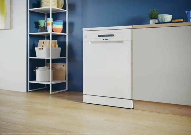 Baltos spalvos 60 cm pločio laisvai pastatoma indaplovė Candy CF 3E9E0W