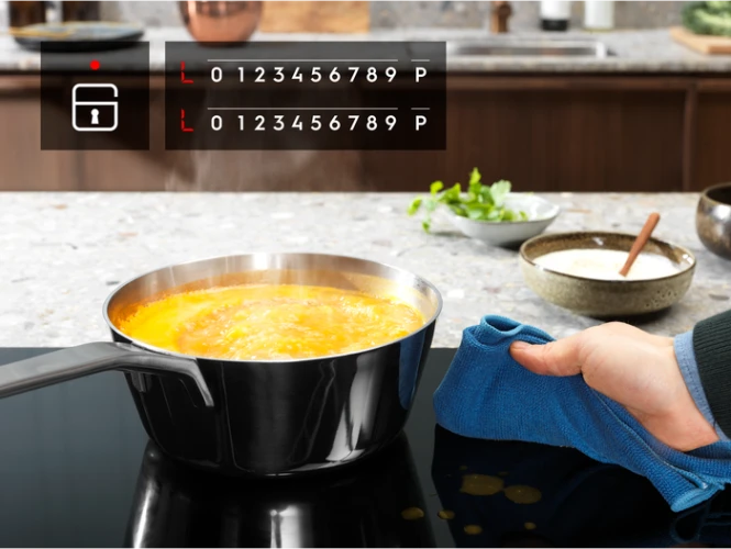 Garinė orkaitė "SteamCrisp" su maisto termometru Electrolux EOC6H76X