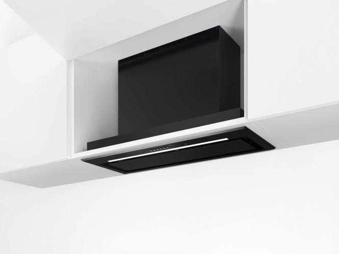 Juodos spalvos 80 cm pločio įmontuojamas gartraukis Electrolux LFG818K
