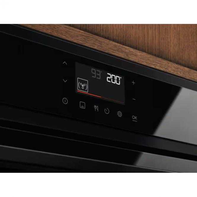 Orkaitė Electrolux EOF7P86H3